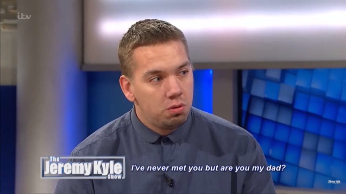 MendipBroadwalk's tweet image. ⚽️Pleased to announce that @SimonRowley16 will be DJ at the New Year’s Eve Bash !!! 

...how we landed this Jeremy Kyle legend we will never know 👌🏻👌🏻

#TopmanSimon✌🏻