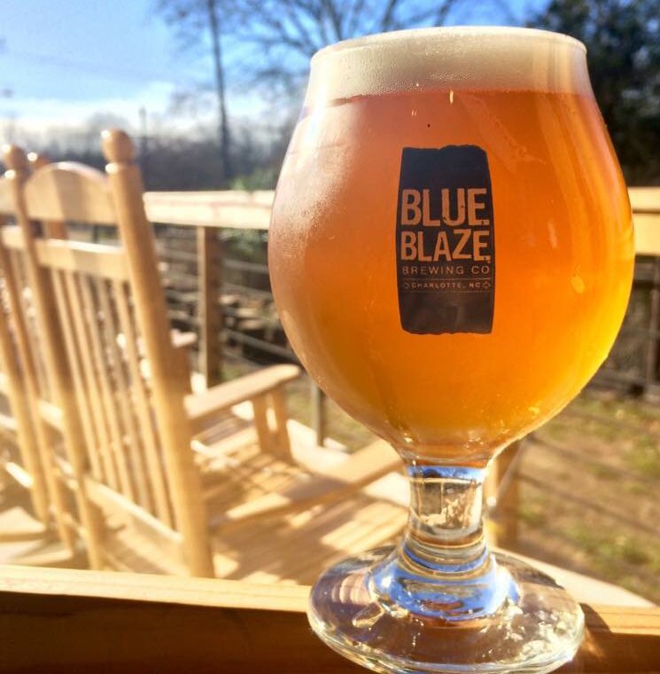 BlueBlazeBrew's tweet photo. It's a beautiful day to be outside. Walk, run, bike, or stroll down the Stewart Creek #Greenway to our taproom & enjoy a beer in this beautiful, December #patioweather.
#findyourpatio #threadtrail #optoutside #craftyourpath #ibikeclt #BlueBlaze #exploreclt #cltontap #cltbeer https://t.co/ECXIYHUwzk