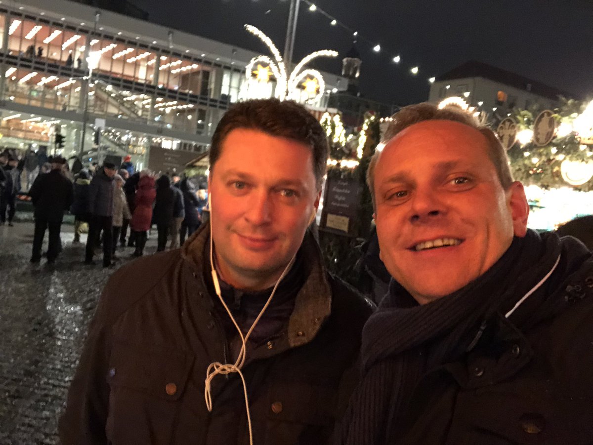 MaddlSchnell's tweet photo. Geselliges ausklingen 2017 #ingrammicrode #dellemc #DellEMCWorld #dellemcpartner @DinkoEror @maurice_ca @Phillip_Stein @RobbyGruettner #megadeal @Chris85920361 #cancom #softed https://t.co/tlJVfhaSYC