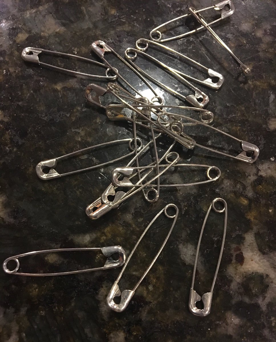 GridleyDaniel's tweet image. It’s spirit week at Washington!

Hey @GTWizards1 Ts, I will be wearing my GREEN #hashtag180 shirt tomorrow &amp;amp; I need to put “ornaments” on it! I will be swinging by for standards! 

#wzrdpd
#wzrd4Cs 

cc @KyleHamstra