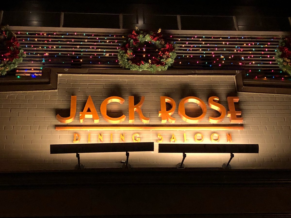 JackRoseinDC's tweet image. There’s no place in DC with more holiday spirit 🎄✨ + spirits 🥃 // come share a holiday drink with us this season! #holidayspirits
