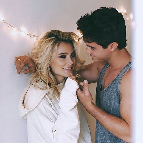 SeriesAndDorama's tweet photo. Los quiero mucho
Los amo mucho
Soy #SimbarForever ❤️@Michaelronda Y @VaLuZenere 😊😍 https://t.co/IkwGjIdMgb