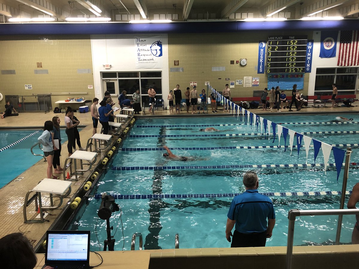 DLS_Activities's tweet photo. First home boys swim meet in over 25 years! Another proud moment in the Tri-Metro Conference as DeLaSalle co-ops with St. Anthony and St. Agnes #TMCpride https://t.co/hp0GHMWMZN