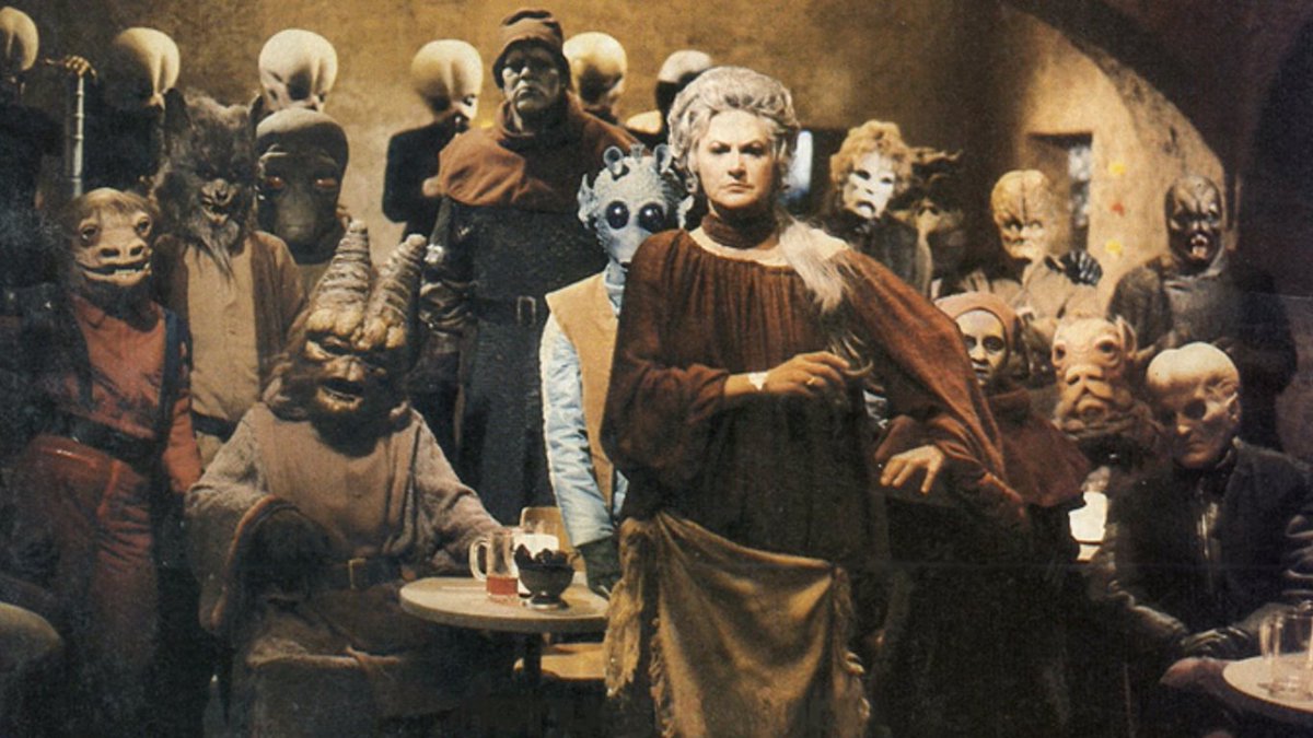 BellowDGaming's tweet photo. Now I know were Laura Dern's character inspiration came from. It's from the #StarWarsHolidayFilms
#StarWars https://t.co/s3oLTkSHbp
