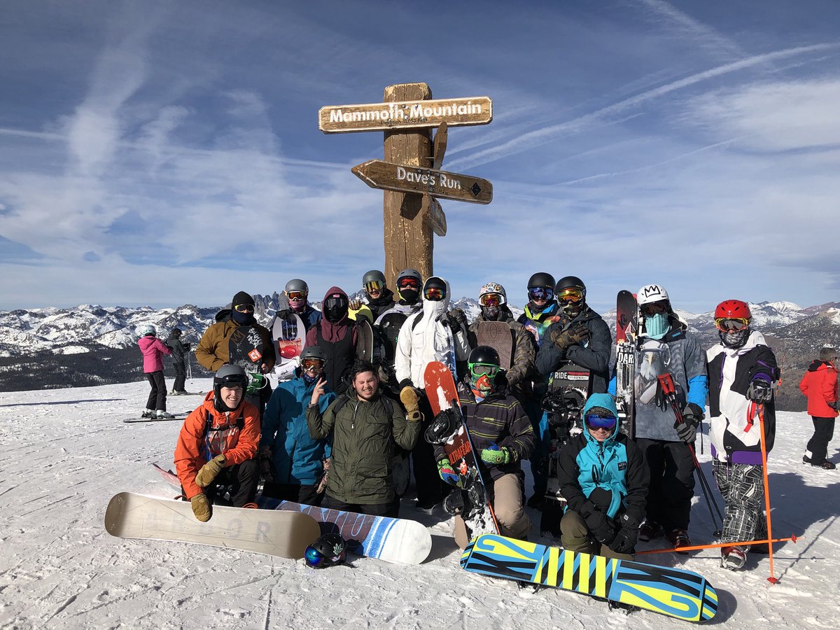 austindulaney's tweet photo. Made it to the top with the boys this year🤙🏼 https://t.co/XkSGgedkMy