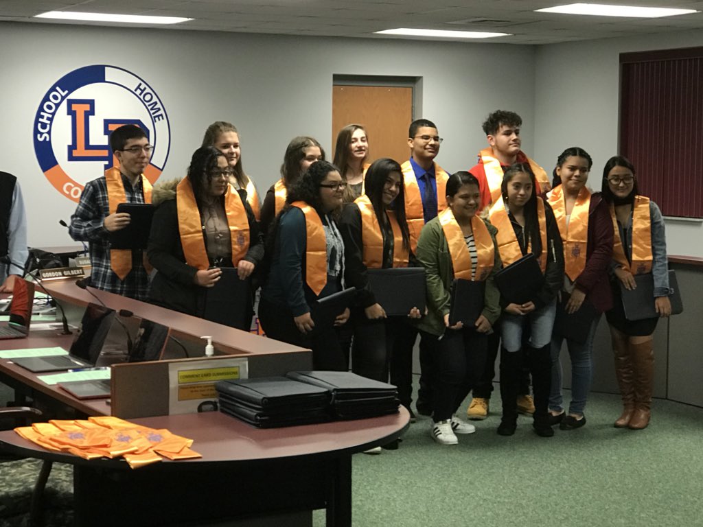 LPHS_EMC's tweet image. Great honor for our students being inducted into the WCCCD Honor Society!! @LPHS_Principal @LPPSrails @WCCCDistrict @athleticsLPHS #GoRails