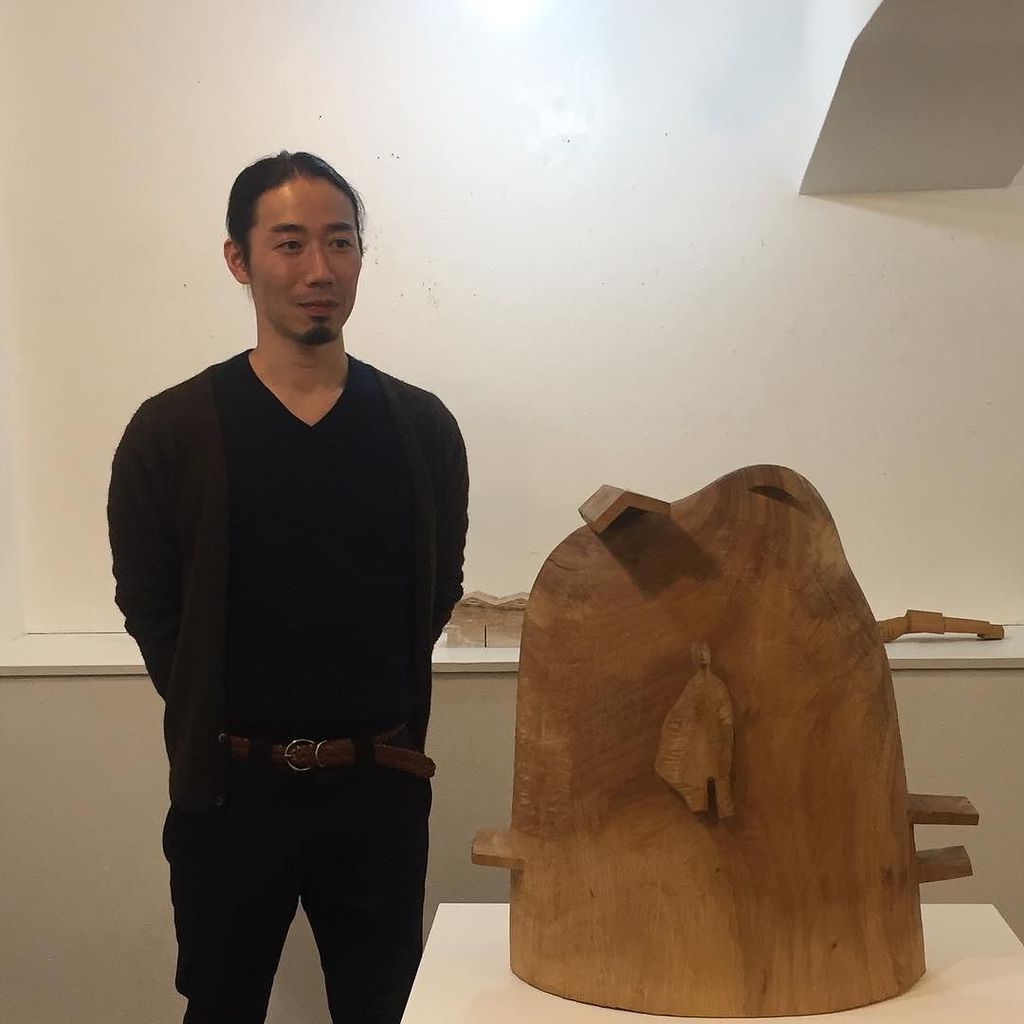 AplusCJp's tweet image. 彫刻家 里佳孝と作品「今日は屋根をここにおこう」
#aplusc #里佳孝 #彫刻 #exhibition #銀座奥野ビル #ギャラリー銀座一丁目 ift.tt/2kn3DRP