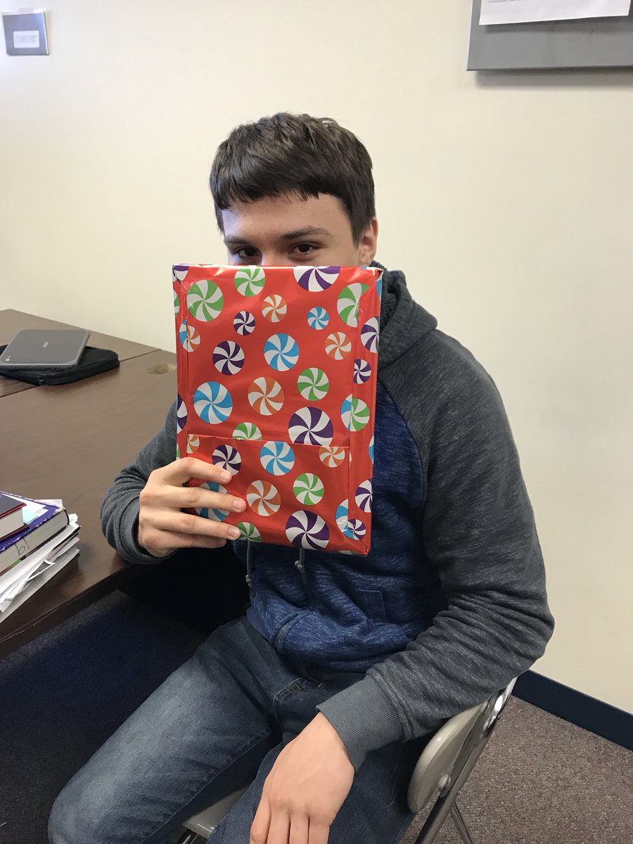HVogltance's tweet photo. And again... It’s the most wonderful time of the year!! #MsCsAcctg #LoveThis https://t.co/sT8OgvWCAh