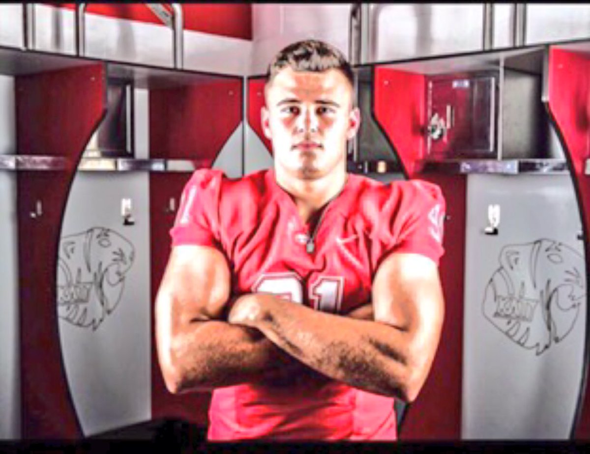 Position_U's tweet photo. Happy Birthday To DE/LB @MichaelMatus91 product of @Katyfootball Committed to play @FootballASU #KatyFb #AsuFb #De #Playmaker #D1Bound #PositionU https://t.co/n5LFmfLYlR