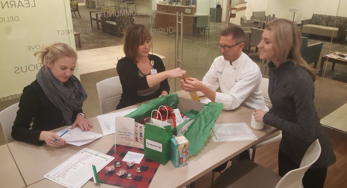 AmandaHKnutson's tweet photo. Employees @HealthEast clinics received "holiday activity boxes" from the Well-being team. Filled w/ holiday coloring, crosswords, cocoa, tea, mints, and a "truth or dare holiday style" game. The perfect way to rejuvenate during this busy time! https://t.co/c5J3zmYK8E