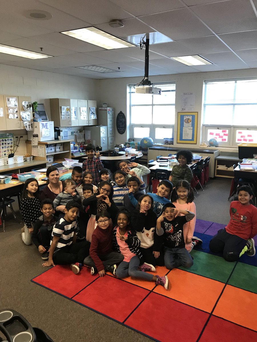 Our class had special visitors today! Mr. Murray and G stopped by to meet some amazing 2nd graders! <a href="/apscspr/">Carlin Springs Elementary School</a>