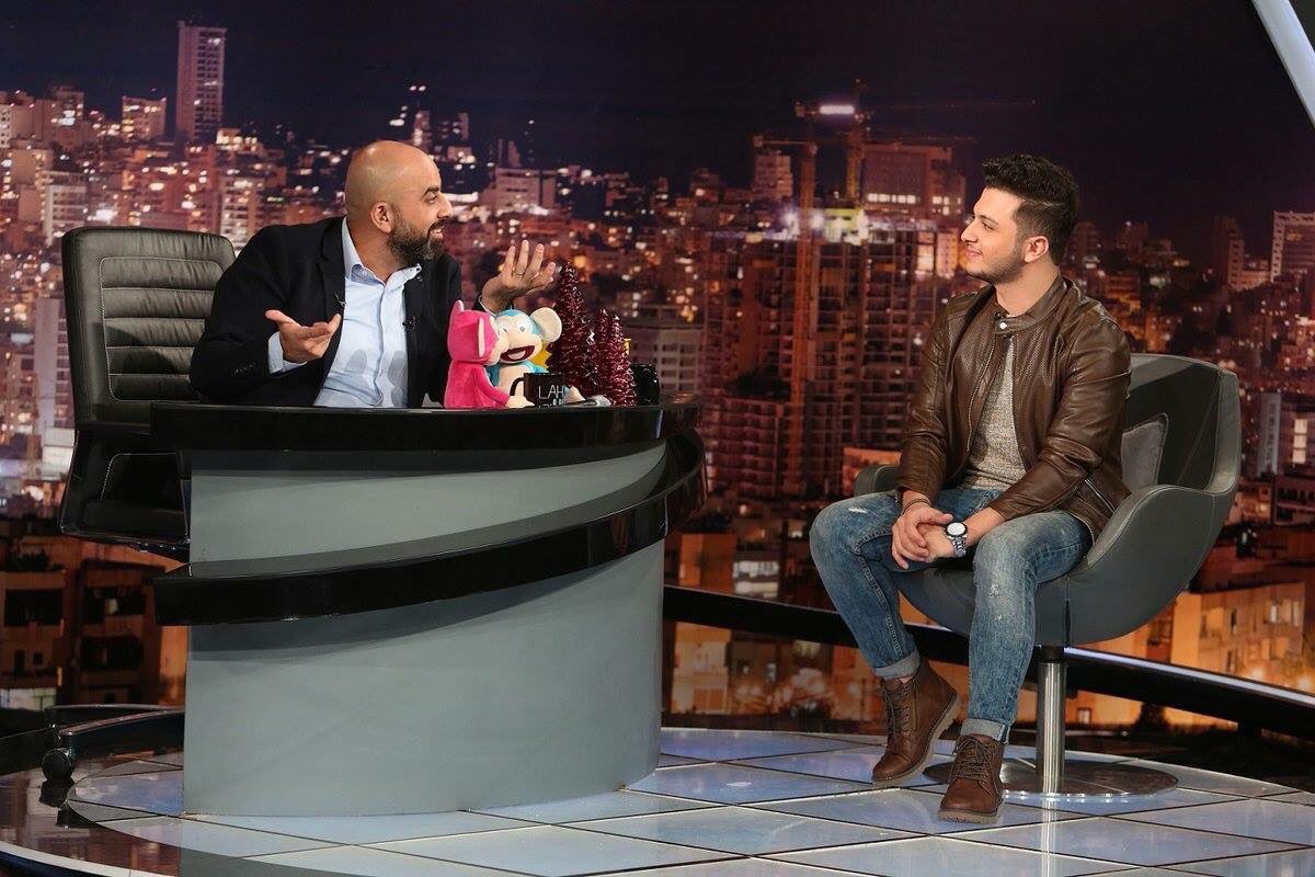 m3nofficial's tweet photo. كيف شفتو الحلقة ؟ 😊
ان شاء الله تكون عجبتكن 👍🏼
شكراً حبيبي هشام ❤️ @HichamHaddad57 
 #لهون_وبس https://t.co/U0sHDC75rA