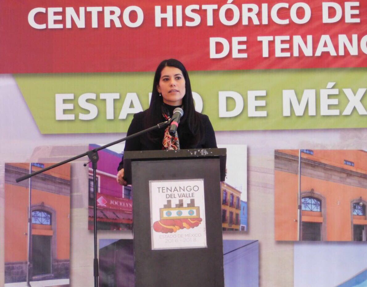loremarinm's tweet photo. Entregamos la obra de Rehabilitación de la Fachada del Centro Histórico en #TenangoDelValle, #PuebloConEncanto, uno de los atractivos turísticos del #EdoMéx gracias al esfuerzo entre el gobierno estatal, @alfredodelmazo y municipal @pacogardunog https://t.co/ErkBYFwTo9