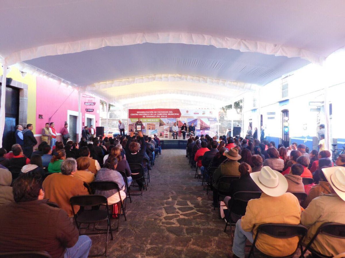 loremarinm's tweet photo. Entregamos la obra de Rehabilitación de la Fachada del Centro Histórico en #TenangoDelValle, #PuebloConEncanto, uno de los atractivos turísticos del #EdoMéx gracias al esfuerzo entre el gobierno estatal, @alfredodelmazo y municipal @pacogardunog https://t.co/ErkBYFwTo9