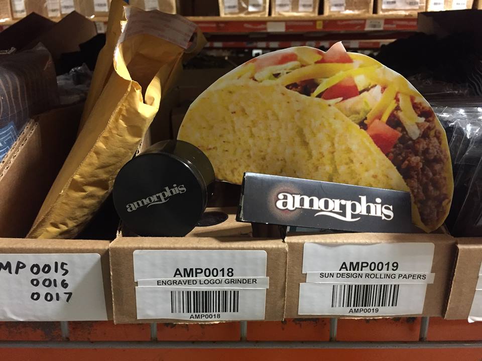 jsrdirect's tweet photo. What goes with papers and grinders? Tacos obviously! Right @amorphis? #tacotuesday #amorphis #jsrdirect https://t.co/XmzjGZ4vt9