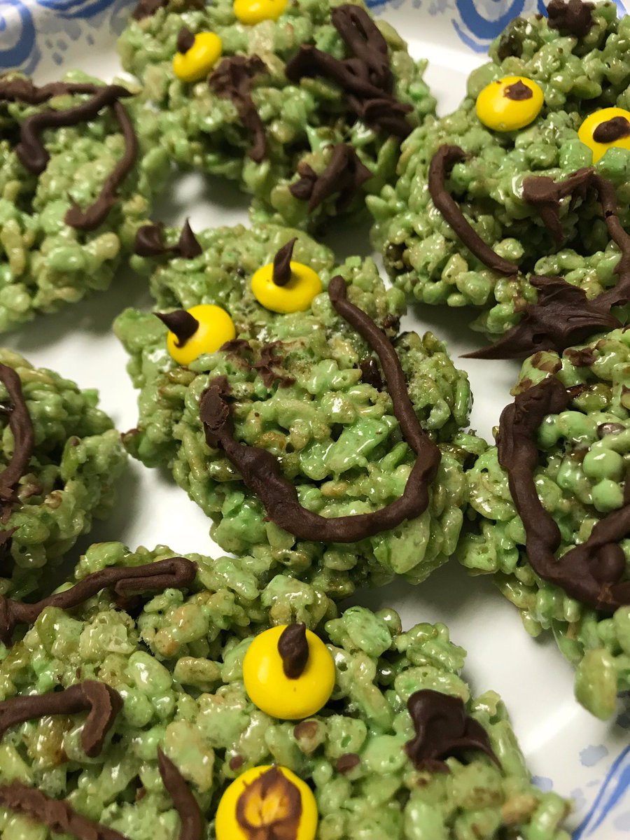 GSLSymposium's tweet photo. Ugly Christmas sweaters + festive cookies = how you get into the holiday spirit at work. #PentaVisionAtWork #PentaVisionParty https://t.co/NfMjyfT7R8