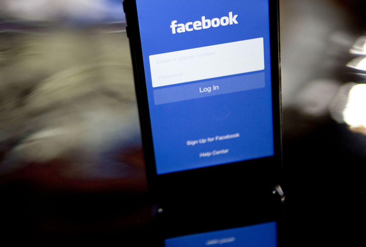 business's tweet image. Facebook's new facial recognition features that will automatically notify you when your photo is posted on the site bloom.bg/2kNmqFf