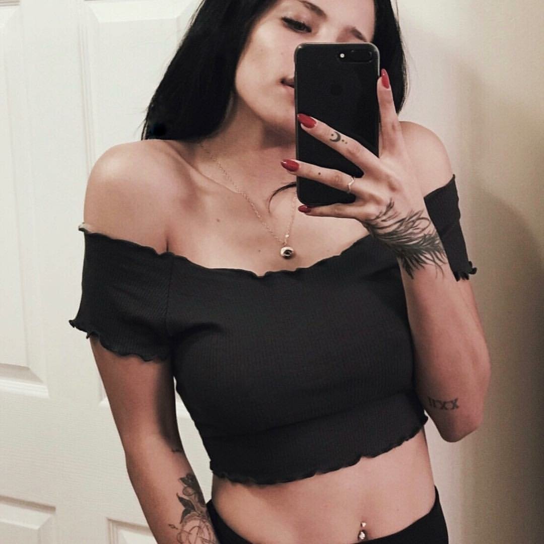 ♀☥
"All I need is a little attention..."

No, but for real. Looking for someone to roleplay with... I mean, like a GOOD storyline. 
Interested?
DM Me! 😘