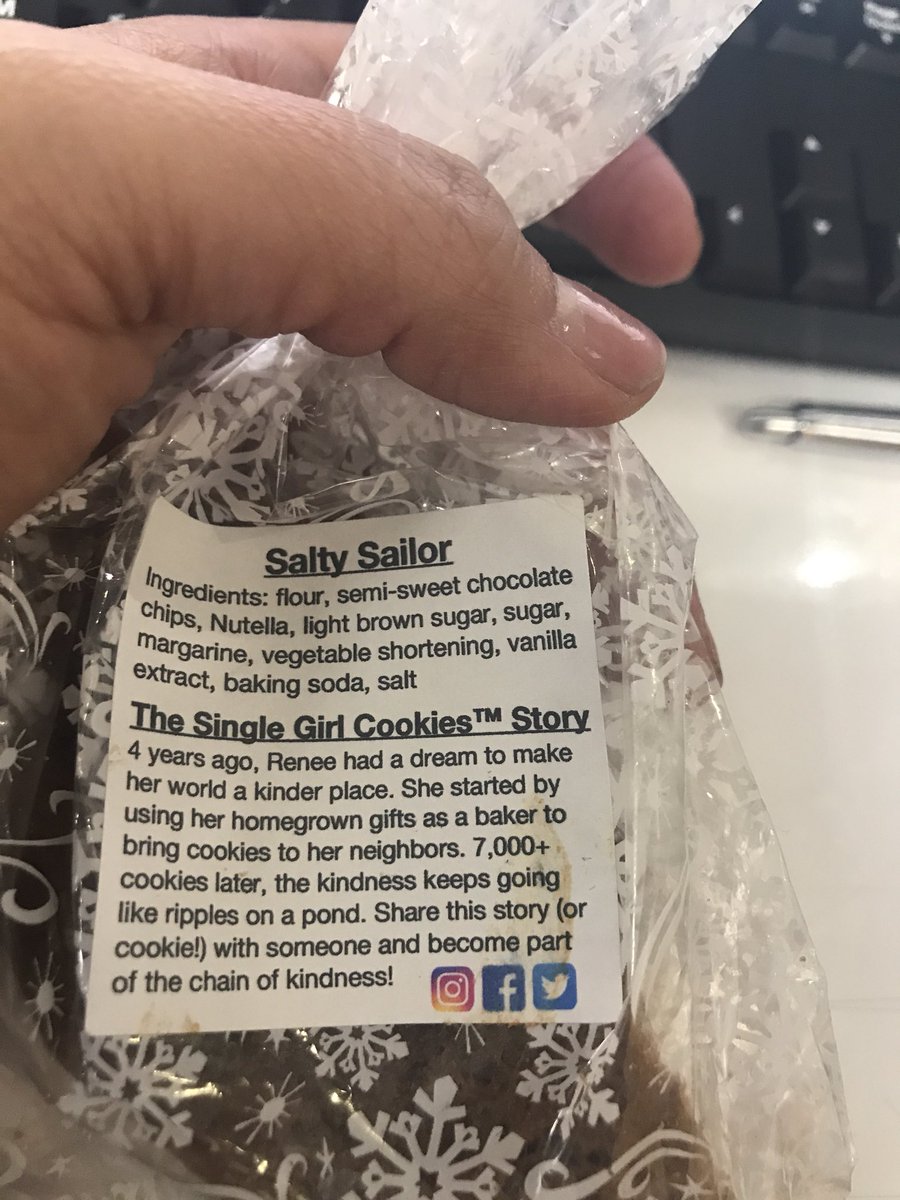 MarilynSasha's tweet photo. You all know I like to bake but for some reason I rarely eat what I make. Recently picked up a #SingleGirlCookies by @AstoriaBaker - Salty Sailor, a nutella filled salted chocolate chip cookie. Omg soooo good https://t.co/Idbsi7wTvO