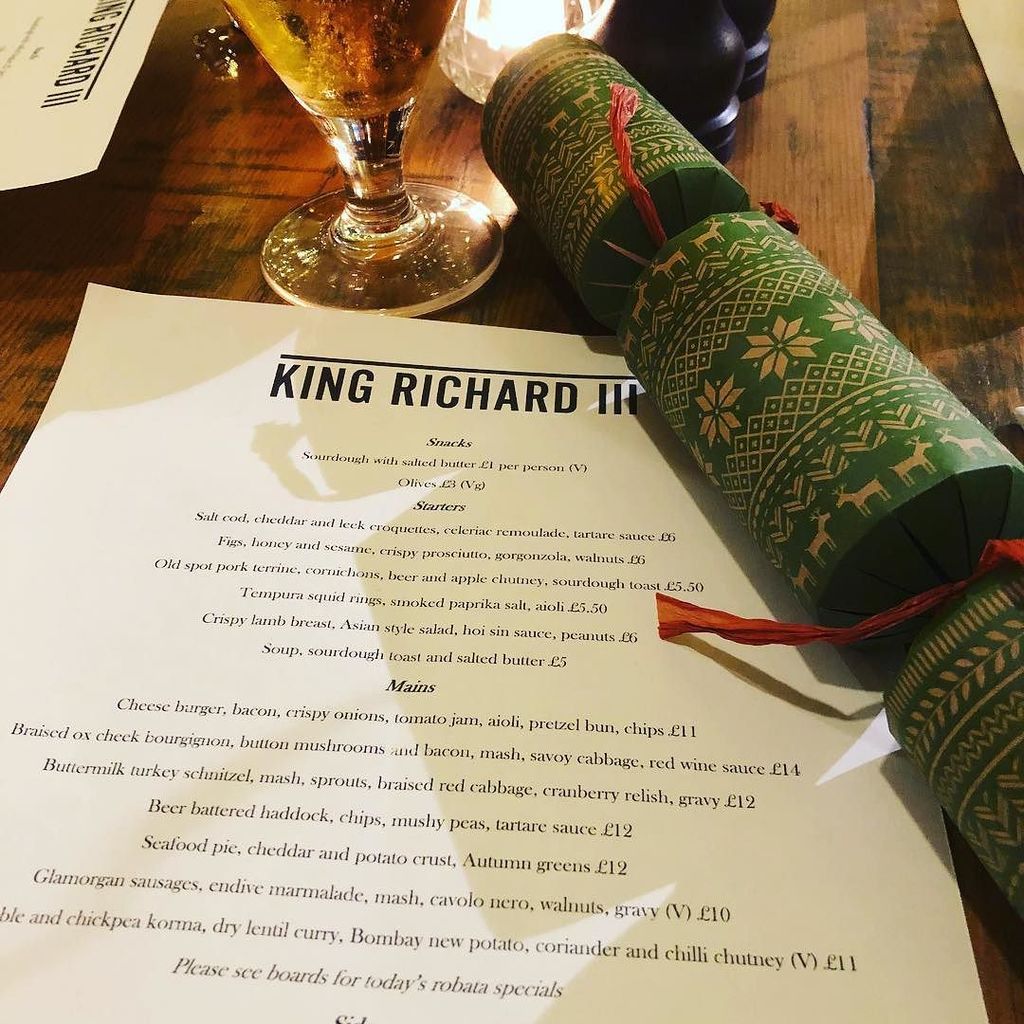 Enjoying time with friends <a href="/kriiipub/">King Richard III pub</a> tonight after Christmas shopping. Lots of wine flowing with lovely company. .
.
.
.
#christmas #drinking #chilling #withfriends #christmasshopping #feelingfestive #festivemeal #mealwithfriends #happy #beer #christmasc… ift.tt/2oNP6D7