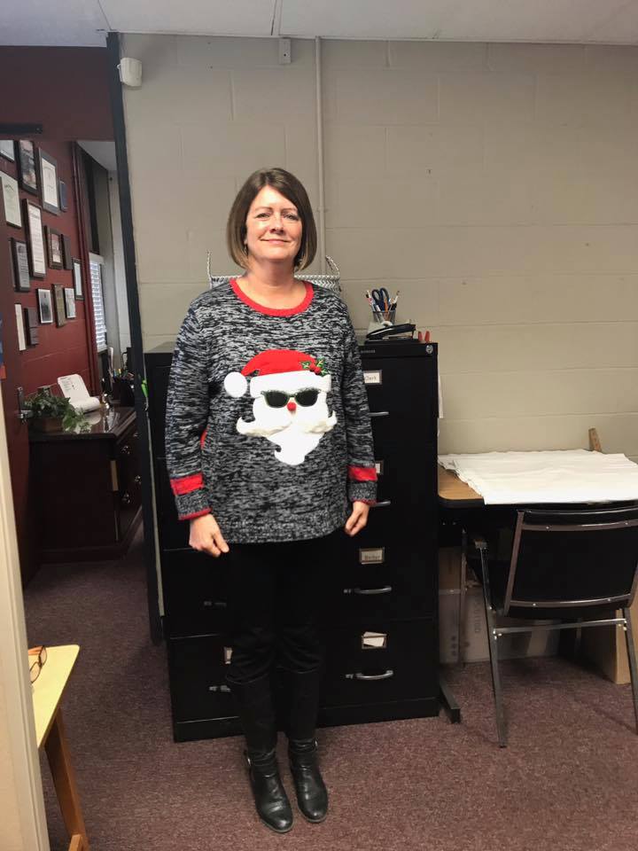 RichlandSCS's tweet photo. Our staff is showing their holiday spirit. We are enjoying the fun and embracing the season with our ugly holiday sweaters! Our administrators also joined in the fun! #SCSHOLIDAY @SCSK12Unified @SCSNewsroom @PIO_SCSk12 https://t.co/BBhEdtP53Y