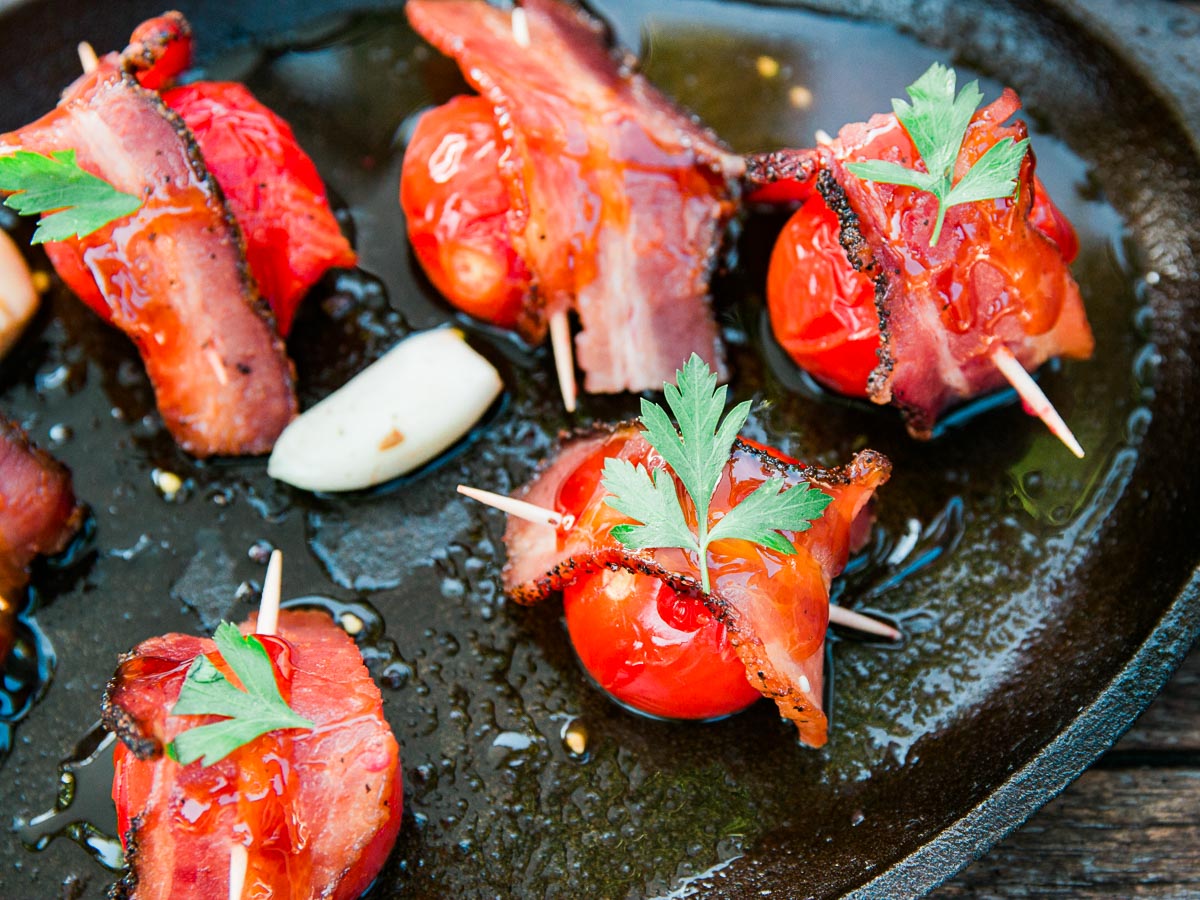 tacoboutitblog's tweet image. Some people eat food because they&apos;re hungry, we eat food because it&apos;s freaking delicious. 

Cider Glazed Tomatoes: bit.ly/2ezZHNS