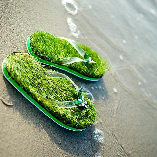 kusashoes's tweet photo. @kusashoes_ #aussie #beach this #summer. #enjoy #christmas #inthesun. #girl #waves #surf https://t.co/vm4S4nlcqA #kusashoes_, #flipflops, #summer, #fun, #gift, #beach,@kusashoes_#nature #sky #sun #summer #beach #beautiful #pretty #blue #flowers #tree #beauty #light #photoofthed… https://t.co/Iwf66iSKB0