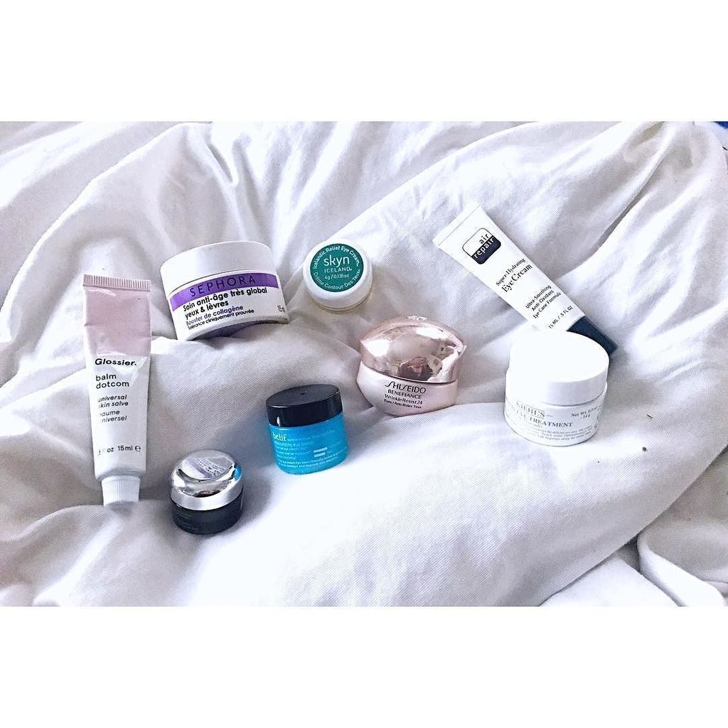 bakingwopants's tweet photo. beauty break from baking: you could say I'm a fan of eye cream 👀 -
-
-
-
-
-
-
-
-
-
-
-
#baking #eyes #eyecream #winter #alliteration #moisturizer #skincare #skincareroutine #selfcare #treatyoself #beauty #itgtopshelfie #shelfie #vanities #byrdiebea… https://t.co/KEt6E6fO2Y https://t.co/QIWnv3Rkxc