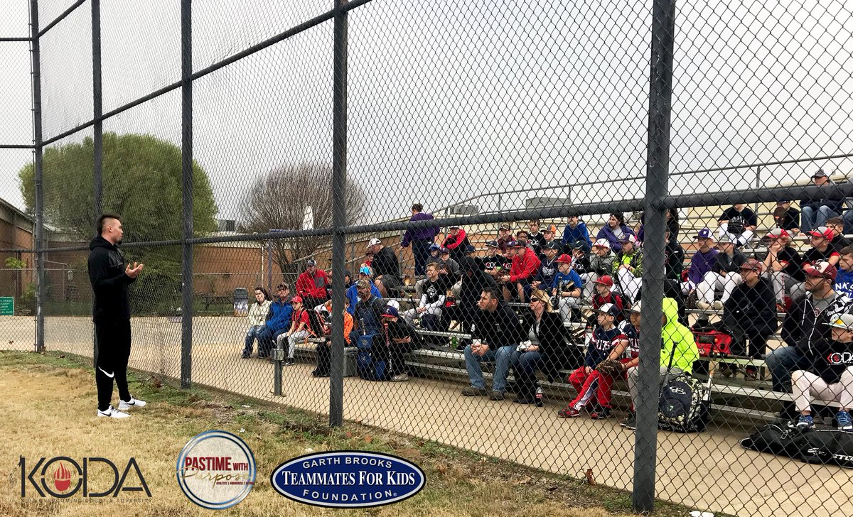 pastimewpurpose's tweet photo. Here’s to the @teammates4kids Foundation &amp; their support of athletes like @Nationals @koda_glover who is out there sharing his story and encouraging kids that they too can #Overcome! #BeTheBear #BeyondTheBaselines https://t.co/1Ajn9YfbUg