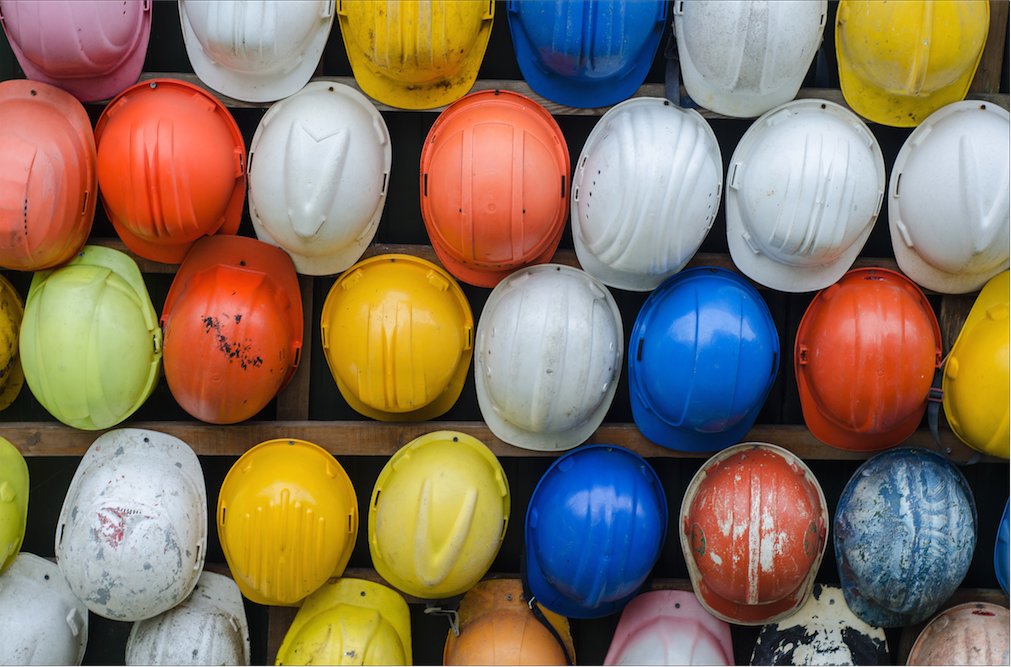 LandmarkCustom's tweet image. After a long hard working day. It's time to hangup the hard hats.