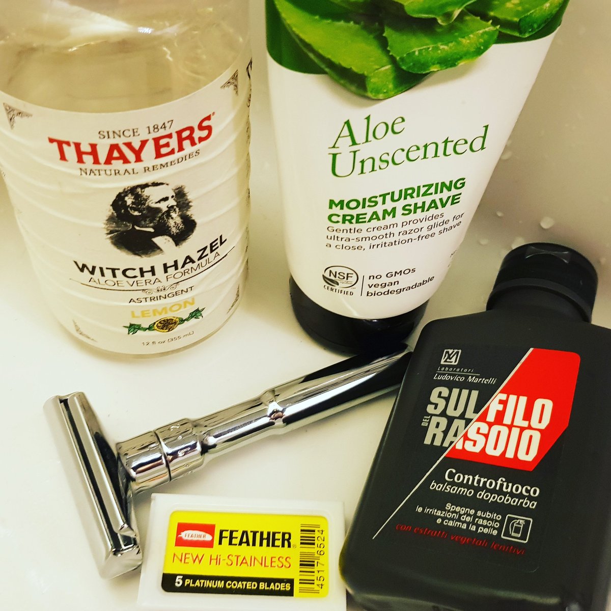 shave7razor's tweet photo. #SOTD #headShave #DE #razor #Futur #adjustable 701 with #feather #blade #thayers #alovera #Sulfilo #rasio #wetshaving #shaving #shave #straightrazor #shave7razor @shave7razor #Kamisori #Oslo #Norway #wetshaveloyalists #nice #BBS #love #smooth https://t.co/PaUD5fQPxX