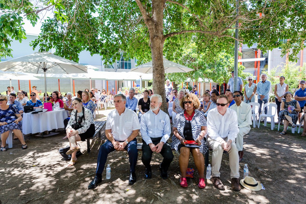 jcu's tweet photo. Congratulations to the @jcu Aboriginal and Torres Strait Islander health students who will graduate today in Townsville.

Yesterday, proud family, friends, community members, and JCU's Chancellor and other university leaders gathered to celebrate their achievements. Well done! https://t.co/fRJxHIuNUI