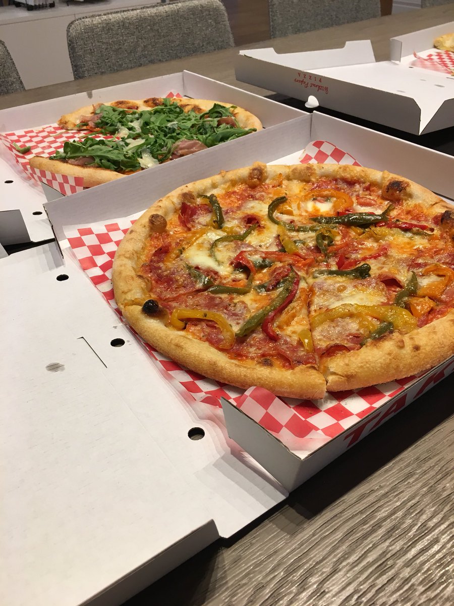 BrooklinePR's tweet photo. It’s our last day in the office for the year, so naturally we celebrate with pizza! #bprbold https://t.co/GLDPe1SnQH