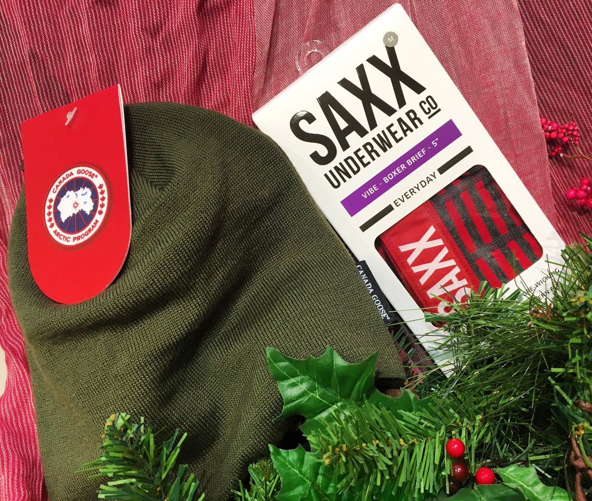 KorrysClothiers's tweet photo. #StockingStufferIdeas at Korry’s!
Browse our wide variety of socks, #Secrid wallets, #Saxx underwear, ties, puffs, hats, and so much more! Only at Korry’s.
•
•
•
#korrys #holiday #holidaysale #menswear #torontomenswear #toronto #greektown #canada #canadian #socks #holidays https://t.co/izl9FziVdU