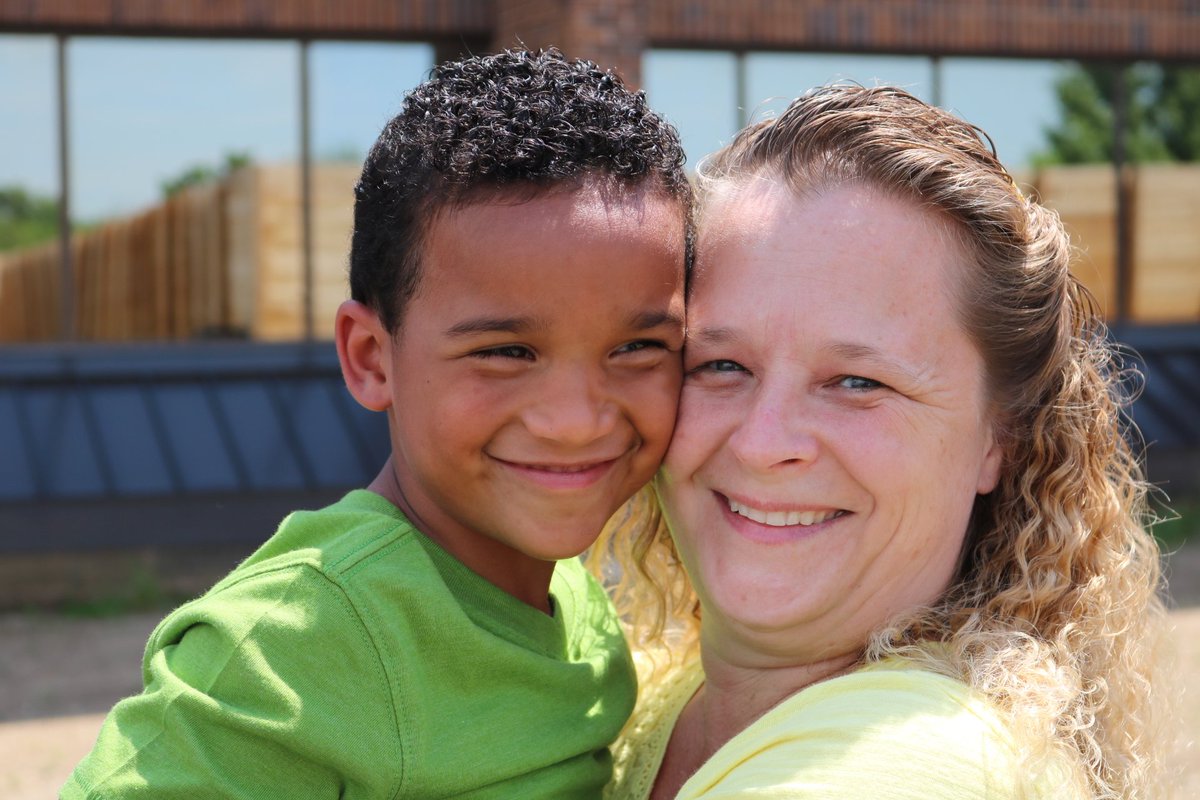 fosteradopt_org's tweet photo. Before 2017 comes to a close, don’t miss the chance to invest in turning a child’s life from tragedy to triumph. Plus, enjoy the benefits of generosity come tax season when you give before tomorrow’s deadline! https://t.co/YTKKqtFUv0 https://t.co/UQPuzhAz4h