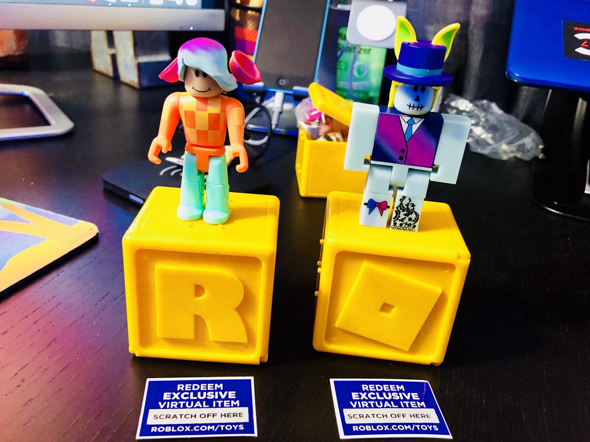 Ricky On Twitter I Have A Couple Of Robloxtoy Codes For These - blue bunny roblox