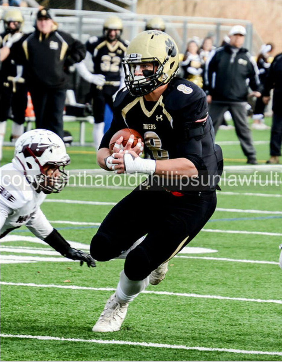 HandTigersFB's tweet photo. Congrats to SR Brian Casagrande (1st Team Walter Camp) and JR Ian Butler (2nd Team Walter Camp) on their achievements this season #cthsfb https://t.co/jb2oY469CS