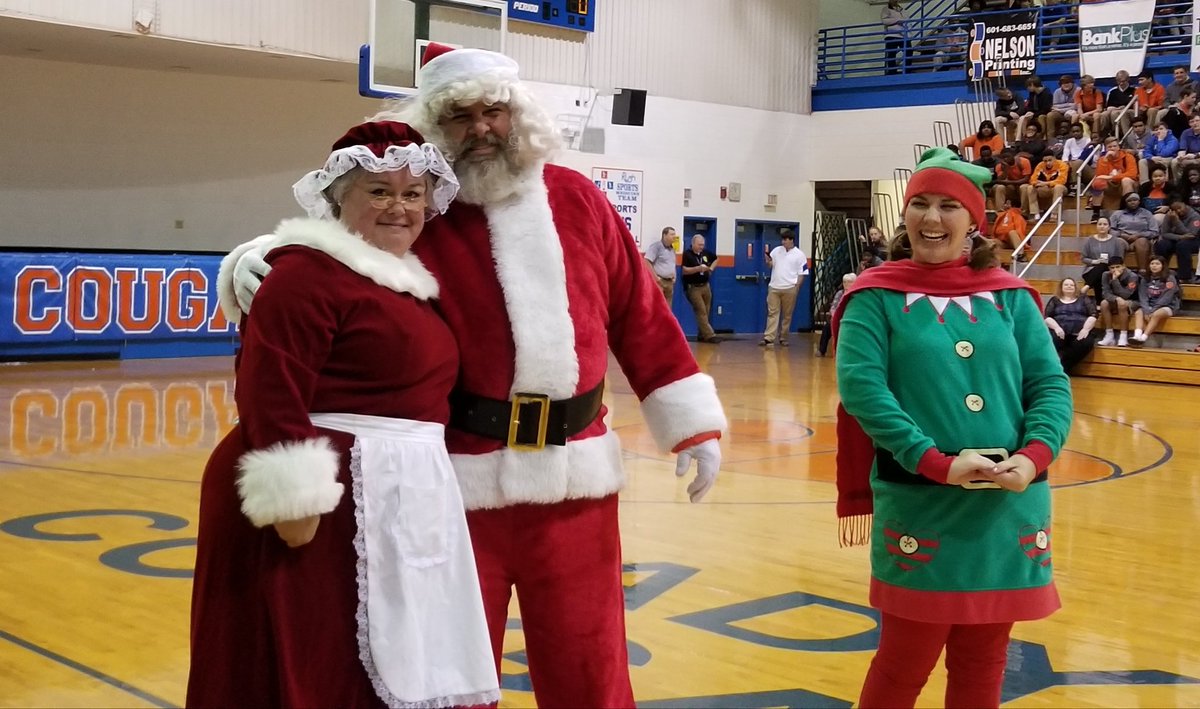 NCHSCougars's tweet photo. Looks like Mr. Phillips brought in Santa, Mrs. Claus & an elf to help hand out ca$h awards today for students who had perfect attendance during the months of Oct & Nov.
#santaisalwayswatching https://t.co/WetXBYTxtW