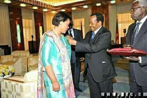 nelly_pad's tweet photo. @antonioguterres took just a bribe. @PScotlandCSG took a #bribe and #medal for #corruption. #FreeSouthernCameroons 
#notofakepolitics https://t.co/wNlJiec2Nk
