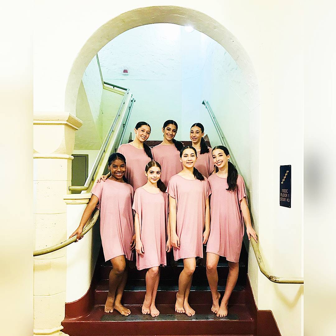 MACDanceWynwood's tweet photo. BEYOND proud of our #dancers today representing #MACDanceWynwood at the #DistrictStudentChoreographyShowcase! #miamiartscharter #MDCPSdancers #lovewhatyoudo #dowhatyoulove #dancelife #studentchoreographers #artistsatwork #exposureplusopportunityequalsgrowth #versatilityiskey https://t.co/WtXKsKpvGX