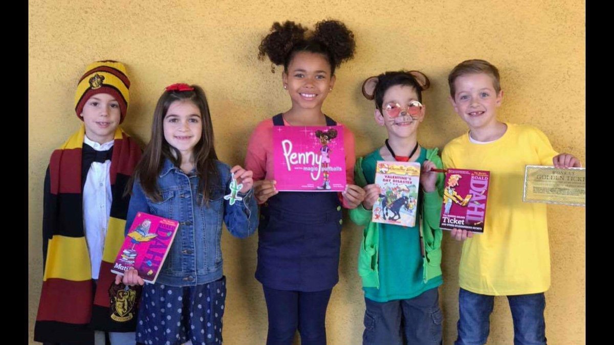 Magicpuffballs's tweet photo. Representation matters!
#magicpuffballs
#weneeddiversebooks https://t.co/HbbjK7raE5