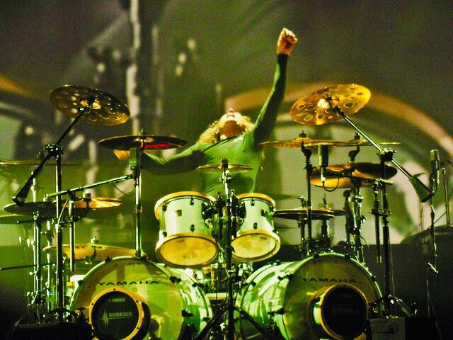 The Magnificent Tommy Aldridge In Action!!!