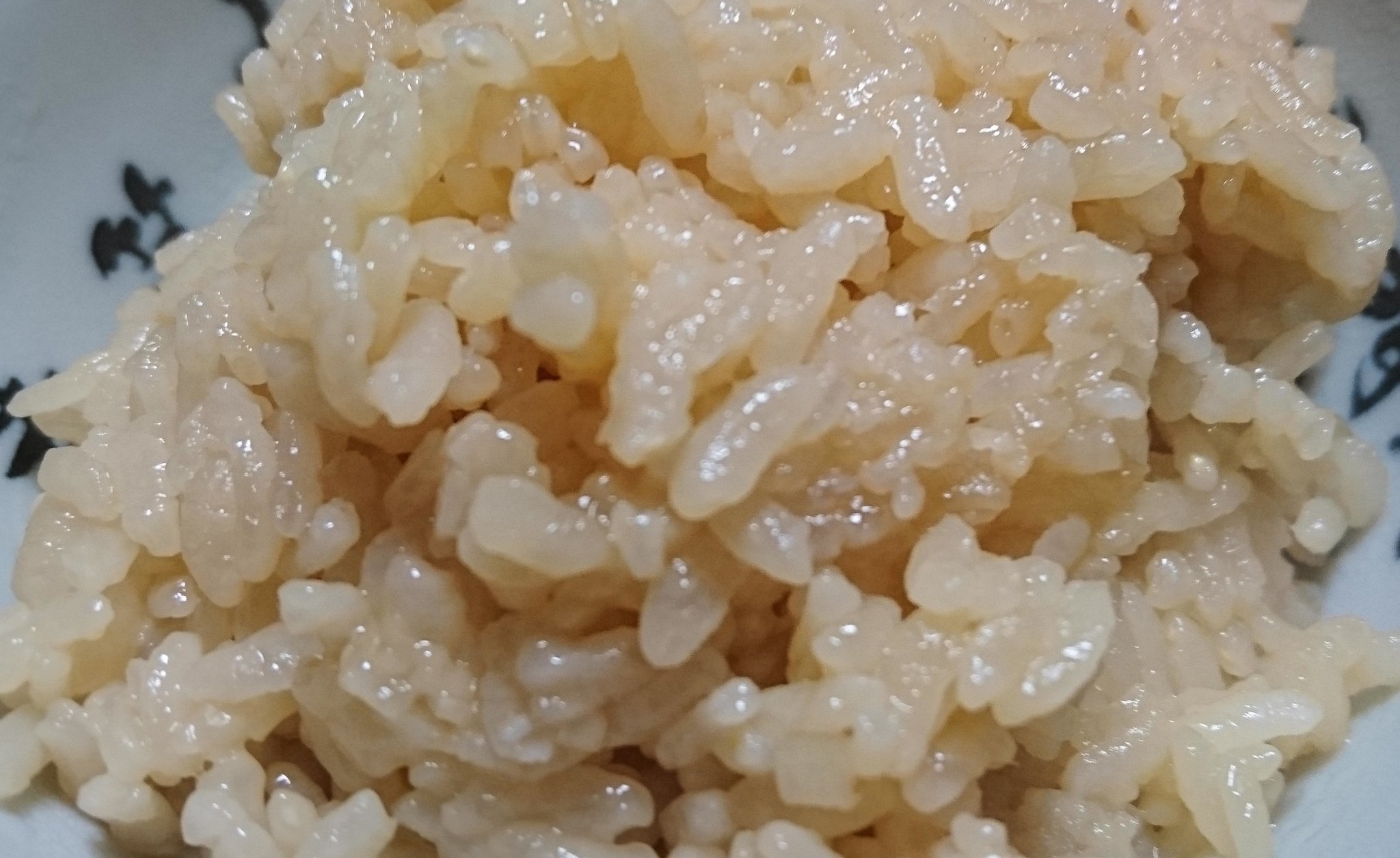 順 まこさんから教わった静岡県民が大好きな 桜ご飯 作ってみました おいしかった 炊きたて にバターのせたらまたまた風味があっておいしかったよ 食べ過ぎに注意 報告 眞子さん推薦桜ごはん 静岡県 桜ご飯 T Co