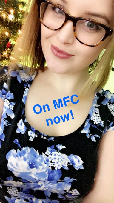 Online now @MyFreeCams! #onmfc https://t.co/BBs44jtopJ https://t.co/dqgqVykKlZ<a class="tags" href="/tag/myfreecams">@myfreecams</a><a href="/tag/onmfc"class="tags">#onmfc</a>