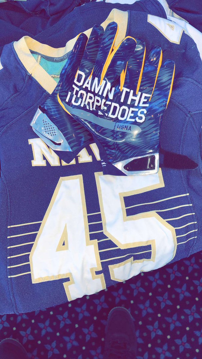 TamaTuitele's tweet photo. Had a great official visit this weekend at the U.S Naval academy. Thanks to all the coaches and staff for the experience! #RaiseTheSail https://t.co/jzynK9IDKe