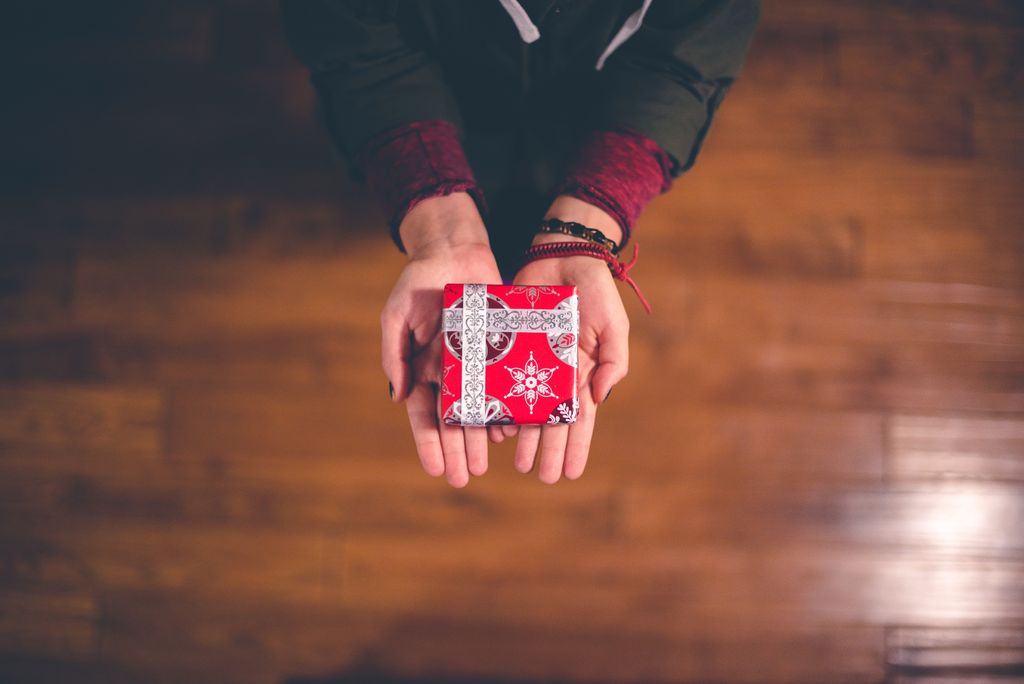 RemysNiagara's tweet photo. Need some last minute Stocking Stuffers? Remington's gift cards are the perfect fit.
Buy $50.00 and get $10.00 free! (see our website for details) https://t.co/vxtanzp0xI