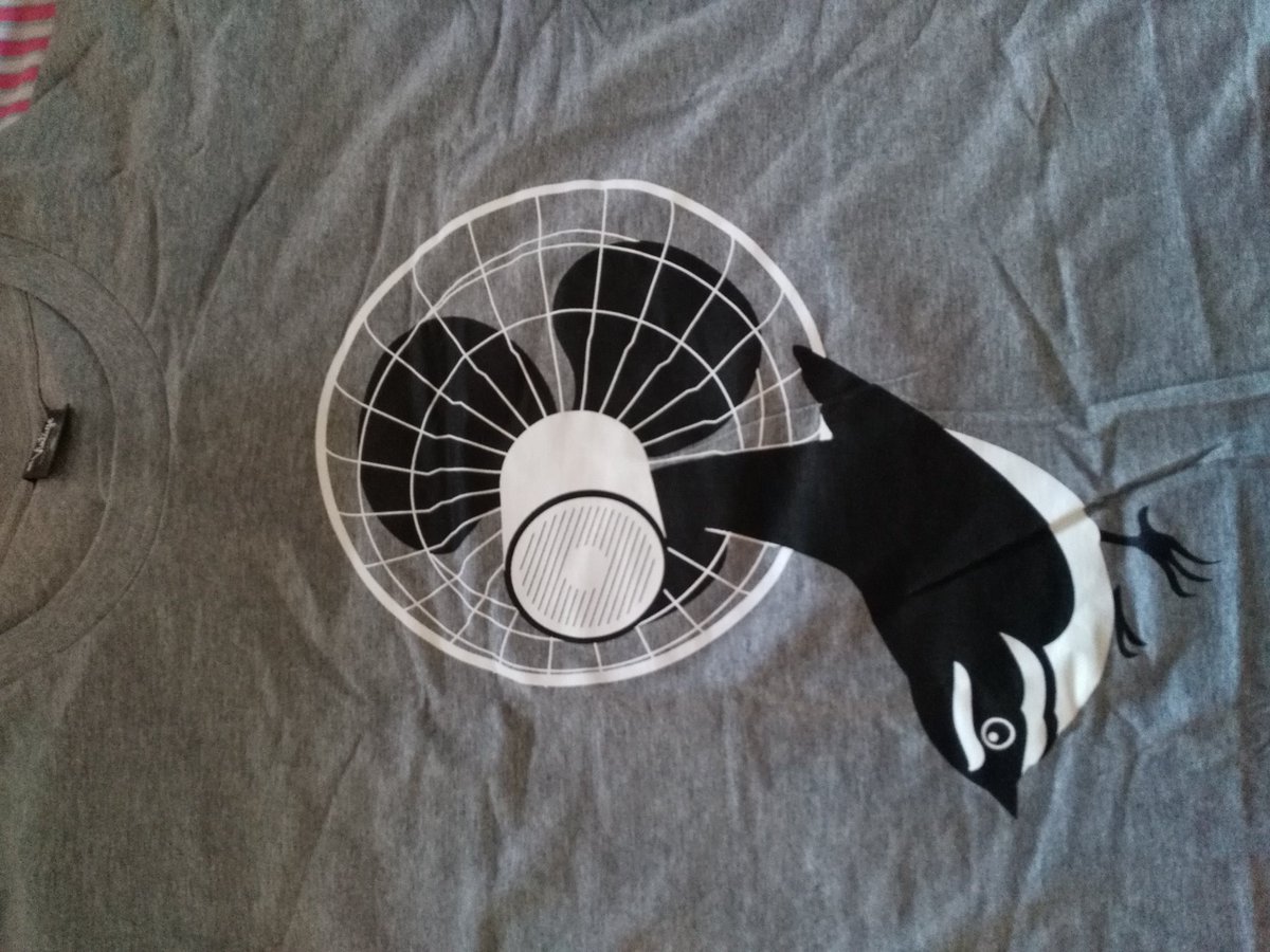 Martin_GoBlues's tweet photo. Thanks to @nzsecretsanta for ur lovely t-shirt. Need to gain more weight before I can wear it. From M to XL size. #nzsecretsanta https://t.co/wPFjwrersQ