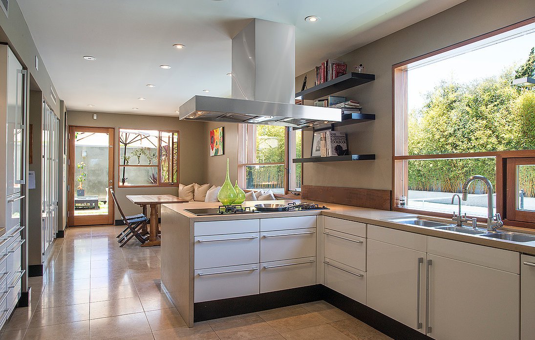HardinPiepers's tweet photo. This is where you are going to explore the real benefits of going for #professionalphotographyLosAngeles. Telling the project related stories with the help of images can bring in more success for you. https://t.co/M9udLb0RwO https://t.co/AncQ5KMksw