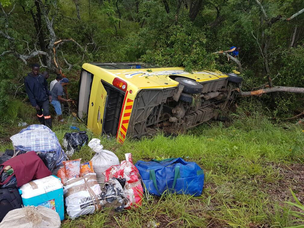 ZBCNewsonline's tweet photo. Bhora Mberi bus overturns in Mutare, no deaths recorded. The injured taken to Mutare General Hospital https://t.co/zNR63Z75cM