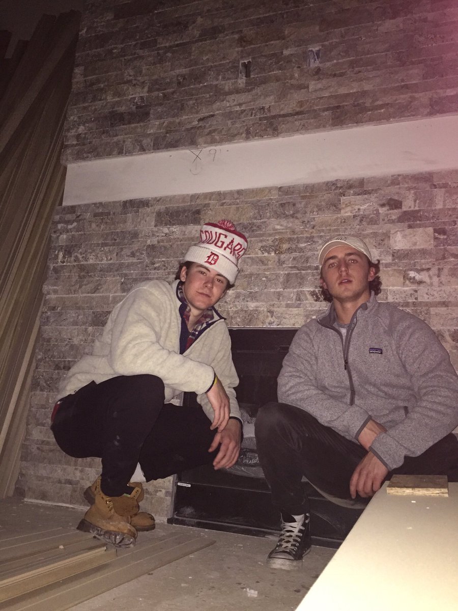 danny_caton28's tweet photo. Happy birthday Geno hope it’s a good one, it’s been real can’t wait to celebrate with you😘❤️ #DillyDilly #30a https://t.co/N7ZayVVe2k